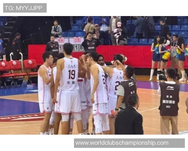 广东队与青岛队季前赛精彩回放分析与战术解读